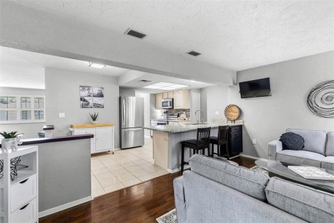 Villa ou maison à vendre à Palm Harbor, Floride: 2 chambres, 137.68 m2 № 2399419 - photo 15