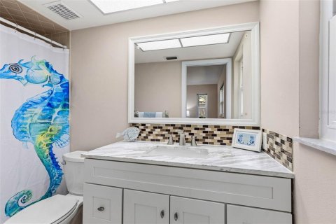 Villa ou maison à vendre à Palm Harbor, Floride: 2 chambres, 137.68 m2 № 2399419 - photo 18