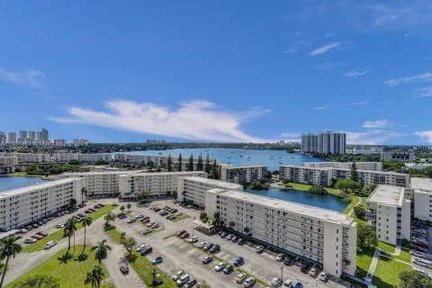Купить кондоминиум в Авентура, Флорида 2 спальни, 149.11м2, № 1693808 - фото 6