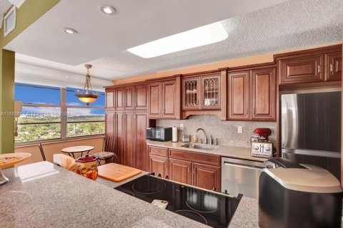 Купить кондоминиум в Авентура, Флорида 2 спальни, 149.11м2, № 1693808 - фото 17