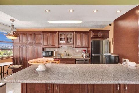 Купить кондоминиум в Авентура, Флорида 2 спальни, 149.11м2, № 1693808 - фото 12