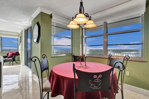 Купить кондоминиум в Авентура, Флорида 2 спальни, 149.11м2, № 1693808 - фото 10