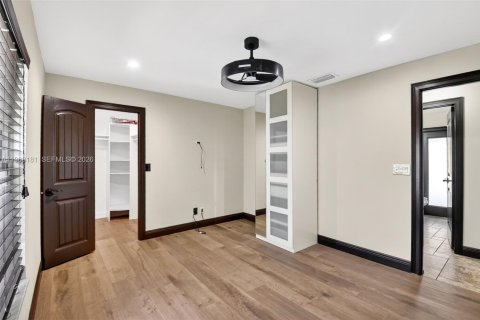 House in Wellington, Florida 3 bedrooms, 180.04 sq.m. № 2030839 - photo 19