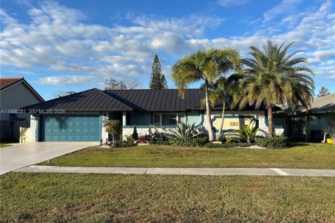 Дом в Веллингтон, Флорида 3 спальни, 180.04м2 № 2030839