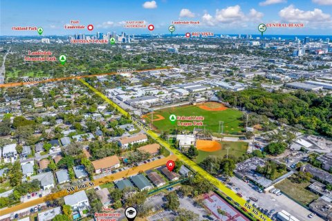 Propiedad comercial en venta en Fort Lauderdale, Florida, 157.56 m2 № 1860314 - foto 21