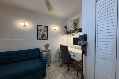 Купить кондоминиум в Майами-Бич, Флорида 2 спальни, 69.86м2, № 2060311 - фото 16