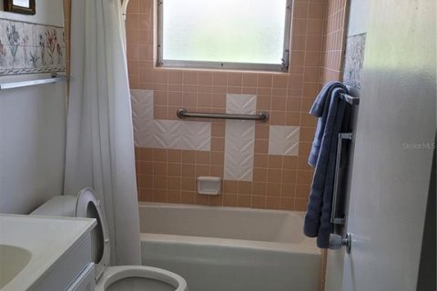 House in Sun City Center, Florida 3 bedrooms, 190.73 sq.m. № 1905905 - photo 22