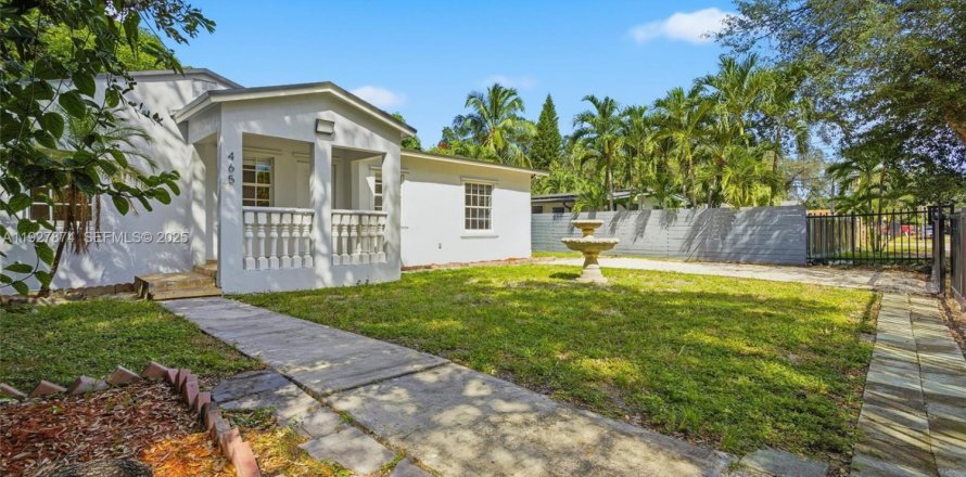 Villa ou maison à Miami, Floride 3 chambres, 157.93 m2 № 1988140