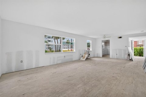 Condominio en venta en Dunedin, Florida, 2 dormitorios, 96.62 m2 № 1902079 - foto 5