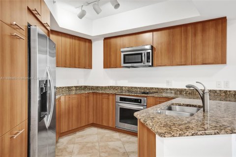 Condo in Plantation, Florida, 2 bedrooms  № 1953549 - photo 3