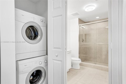 Condo in Plantation, Florida, 2 bedrooms  № 1953549 - photo 22