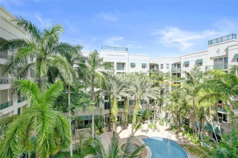 Condo in Plantation, Florida, 2 bedrooms  № 1953549 - photo 27