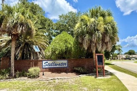 Villa ou maison à louer à Oviedo, Floride: 3 chambres, 155.8 m2 № 2167817 - photo 2