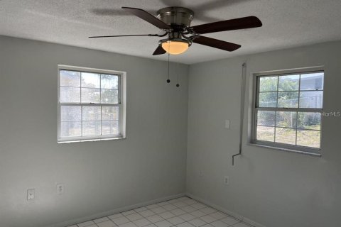 Casa en alquiler en Port Richey, Florida, 3 dormitorios, 112.04 m2 № 1908555 - foto 10