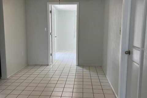 Casa en alquiler en Port Richey, Florida, 3 dormitorios, 112.04 m2 № 1908555 - foto 13