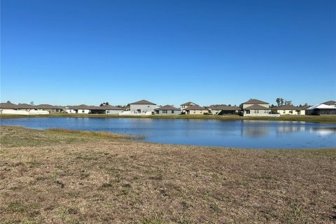 House in Wimauma, Florida 4 bedrooms, 171.03 sq.m. № 2115320 - photo 23
