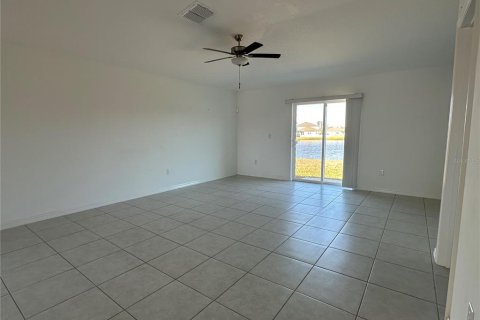 House in Wimauma, Florida 4 bedrooms, 171.03 sq.m. № 2115320 - photo 10