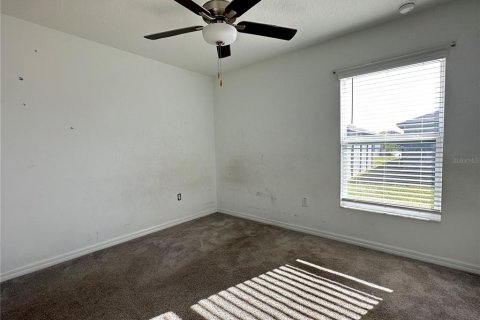House in Wimauma, Florida 4 bedrooms, 171.03 sq.m. № 2115320 - photo 15
