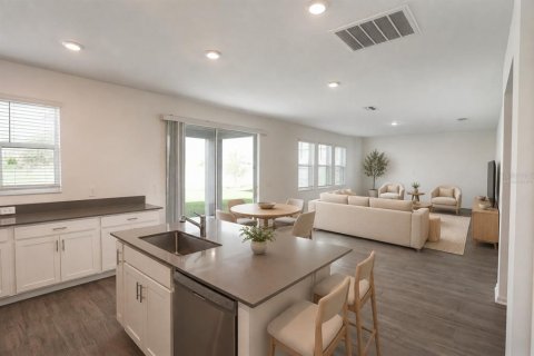 Купить виллу или дом в Клермон, Флорида 8 комнат, 258.36м2, № 2306543 - фото 4