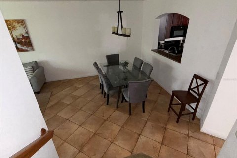 Townhouse in Fort Myers, Florida 3 bedrooms, 180.04 sq.m. № 1905329 - photo 13