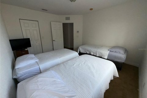 Townhouse in Fort Myers, Florida 3 bedrooms, 180.04 sq.m. № 1905329 - photo 20