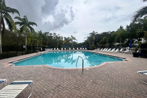 Townhouse in Fort Myers, Florida 3 bedrooms, 180.04 sq.m. № 1905329 - photo 26