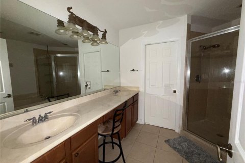 Townhouse in Fort Myers, Florida 3 bedrooms, 180.04 sq.m. № 1905329 - photo 17