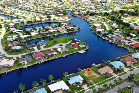 Terrain à vendre à Punta Gorda, Floride № 2420183 - photo 5
