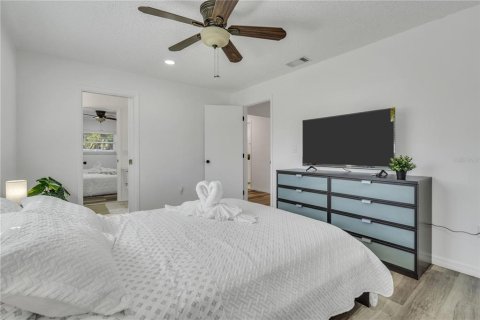 Casa en alquiler en Bradenton, Florida, 4 dormitorios, 186.83 m2 № 917931 - foto 19