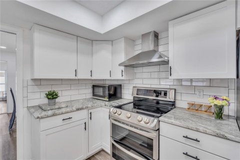 Casa en alquiler en Bradenton, Florida, 4 dormitorios, 186.83 m2 № 917931 - foto 15