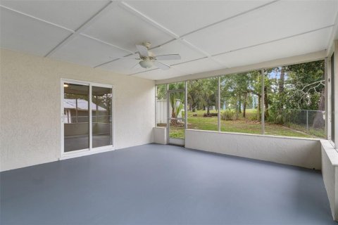 House in Beverly Hills, Florida 2 bedrooms, 163.23 sq.m. № 2222798 - photo 21