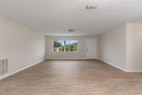 House in Beverly Hills, Florida 2 bedrooms, 163.23 sq.m. № 2222798 - photo 16