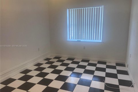 Casa en alquiler en Homestead, Florida, 3 dormitorios, 132.85 m2 № 2044581 - foto 18