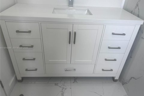 Casa en alquiler en Homestead, Florida, 3 dormitorios, 132.85 m2 № 2044581 - foto 21