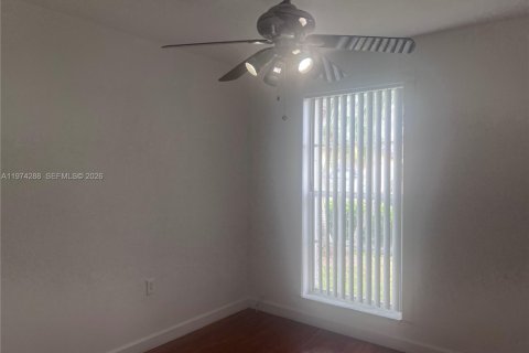 Casa en alquiler en Homestead, Florida, 3 dormitorios, 132.85 m2 № 2044581 - foto 29