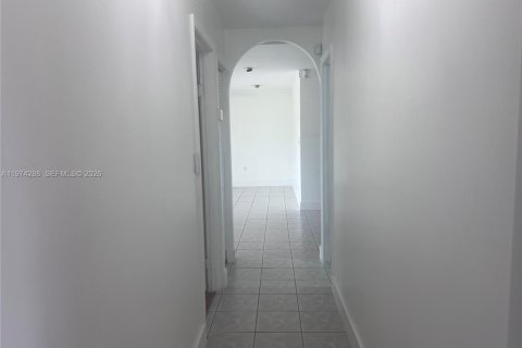 Casa en alquiler en Homestead, Florida, 3 dormitorios, 132.85 m2 № 2044581 - foto 20