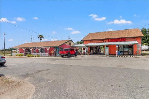 Commercial property in Bushnell, Florida 353.96 sq.m. № 528253 - photo 16