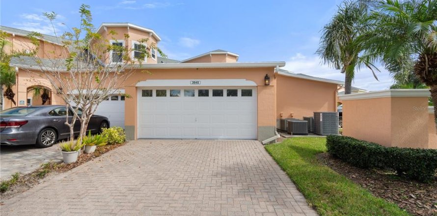 Condo à Lakeland, Floride, 3 chambres  № 2396691