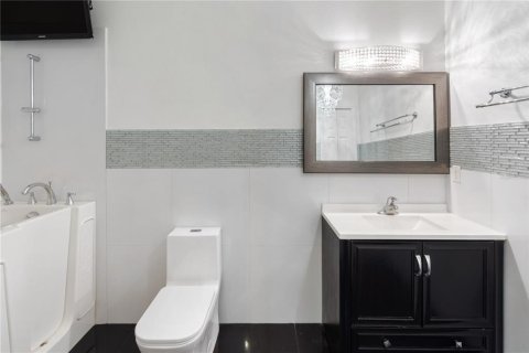 Copropriété à vendre à Lakeland, Floride: 3 chambres, 173.08 m2 № 2396691 - photo 21