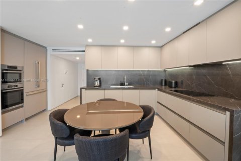 Купить кондоминиум в Майами-Бич, Флорида 1 спальня, 89.19м2, № 1969620 - фото 6