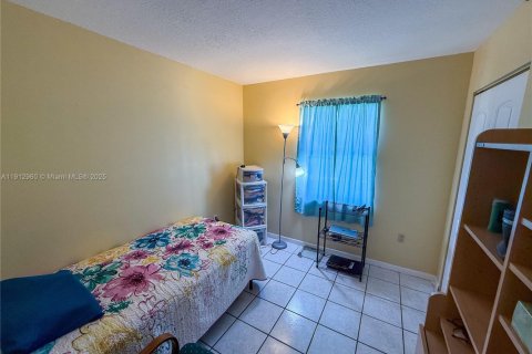 Villa ou maison à vendre à Miami, Floride: 3 chambres, 111.48 m2 № 1973550 - photo 12