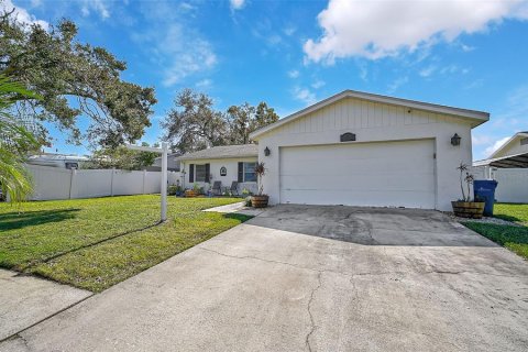 House in Sarasota, Florida 4 bedrooms, 127 sq.m. № 1416444 - photo 4