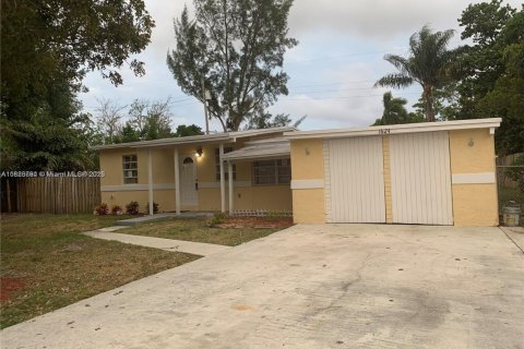 Villa ou maison à vendre à Pompano Beach, Floride: 3 chambres, 127 m2 № 1797050 - photo 1