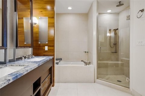 Copropriété à louer à Miami Beach, Floride: 2 chambres, 116.59 m2 № 1936650 - photo 28