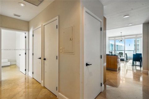 Copropriété à louer à Miami Beach, Floride: 2 chambres, 116.59 m2 № 1936650 - photo 11