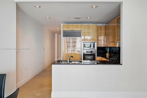 Copropriété à louer à Miami Beach, Floride: 2 chambres, 116.59 m2 № 1936650 - photo 15