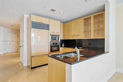 Copropriété à louer à Miami Beach, Floride: 2 chambres, 116.59 m2 № 1936650 - photo 14