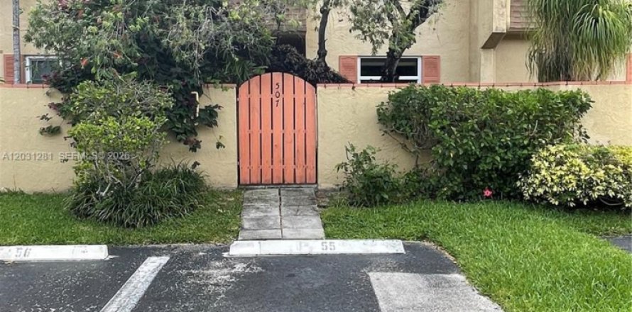 Adosado en Davie, Florida 3 dormitorios, 153.29 m2 № 2086280