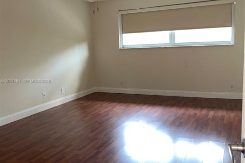 Adosado en alquiler en Davie, Florida, 3 dormitorios, 153.29 m2 № 2086280 - foto 15