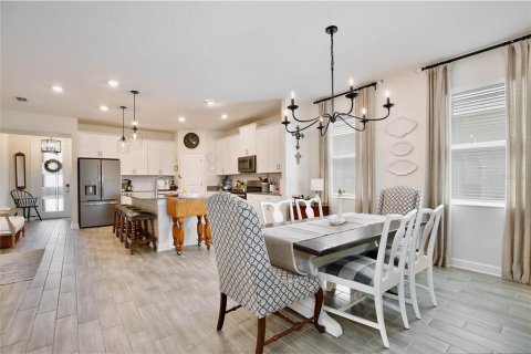 Villa ou maison à vendre à Orlando, Floride: 3 chambres, 196.02 m2 № 2107152 - photo 15